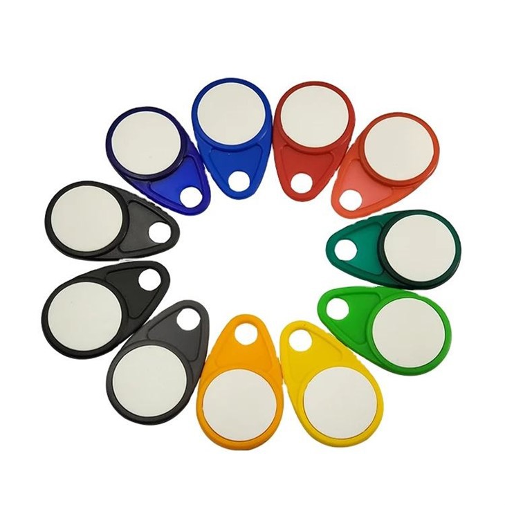 سلاسل المفاتيح NFC